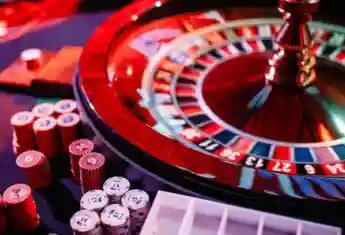 Card games tutorial and dealer interaction guide on togel178 slot